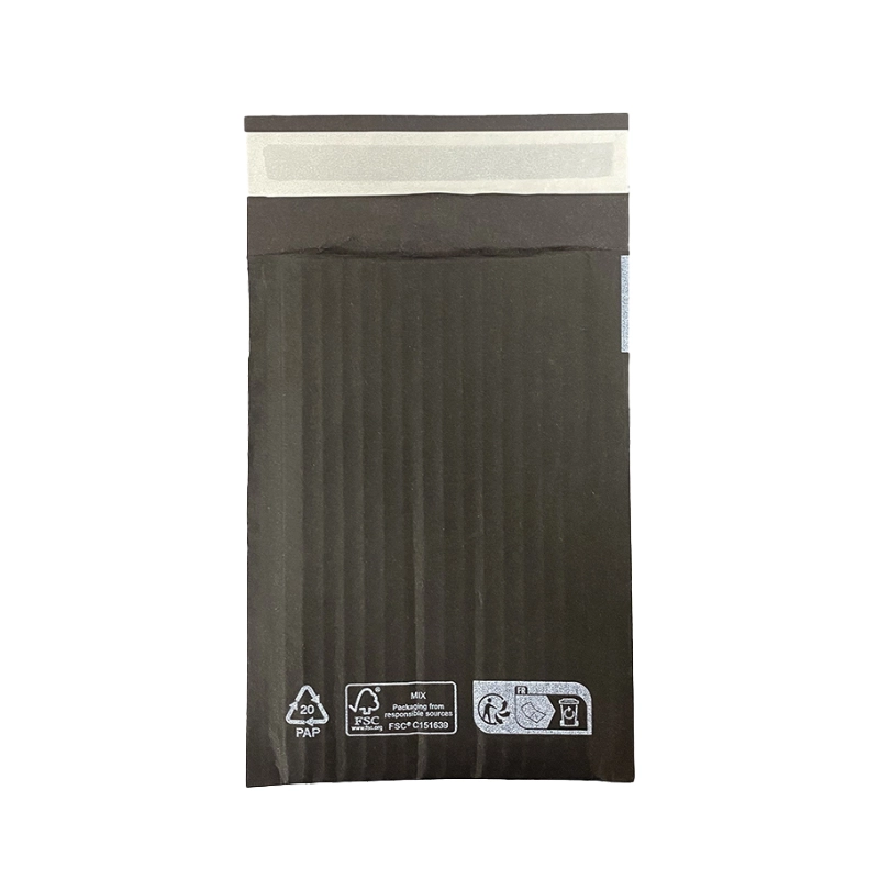 Bolsa de correo de papel corrugado negra