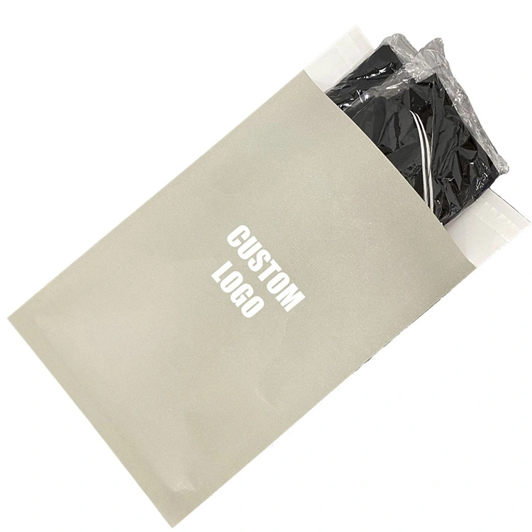 Sobre de papel kraft gris