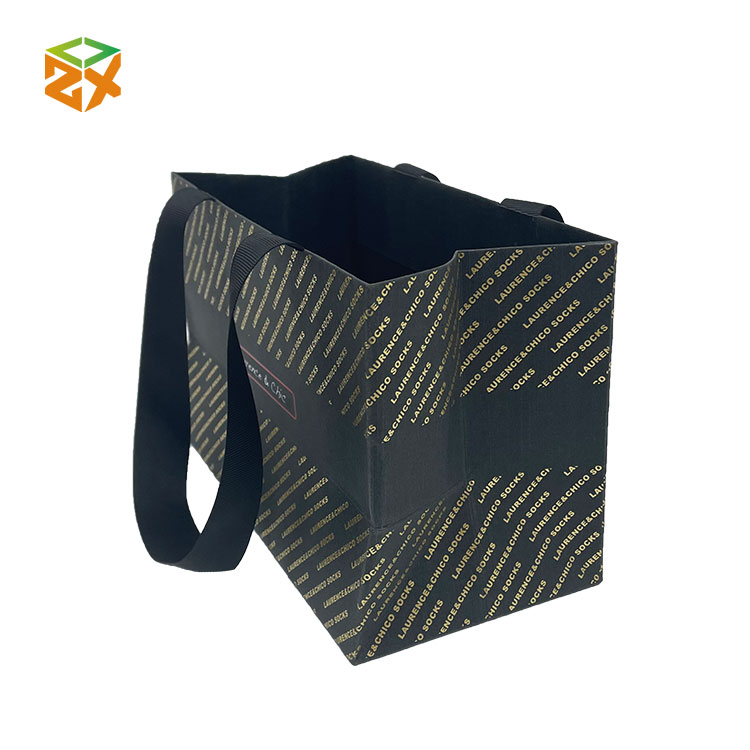 Bolsa de papel reciclado con asa